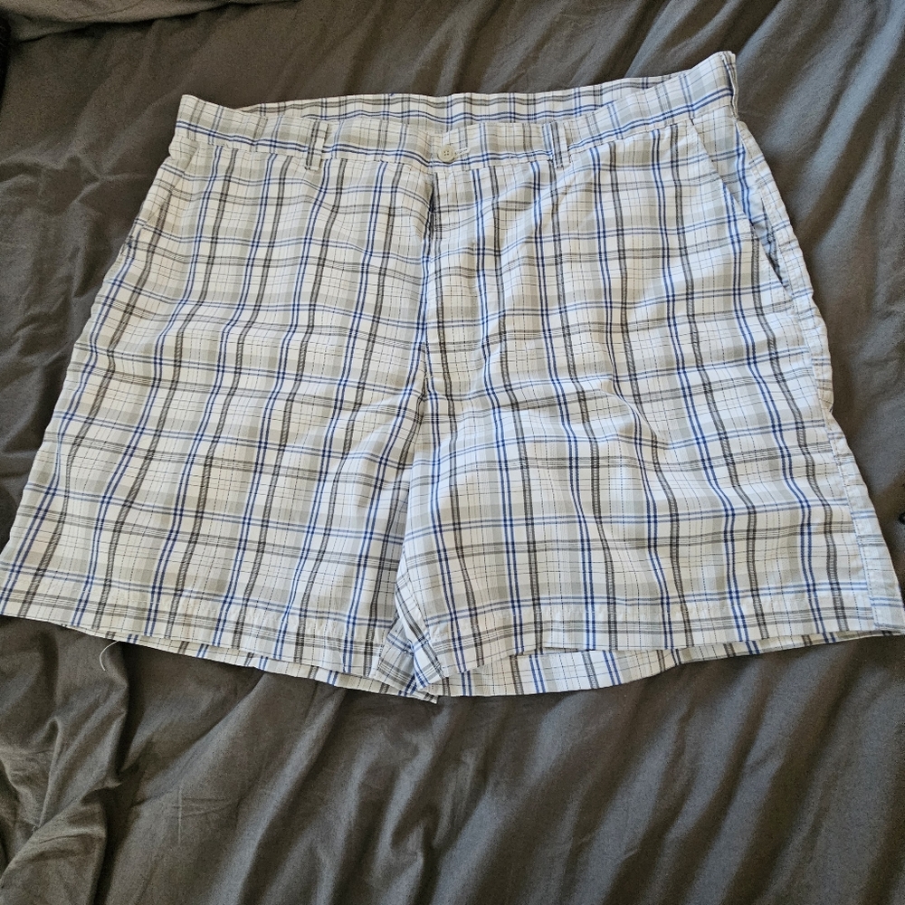 Champion Tours golf shorts